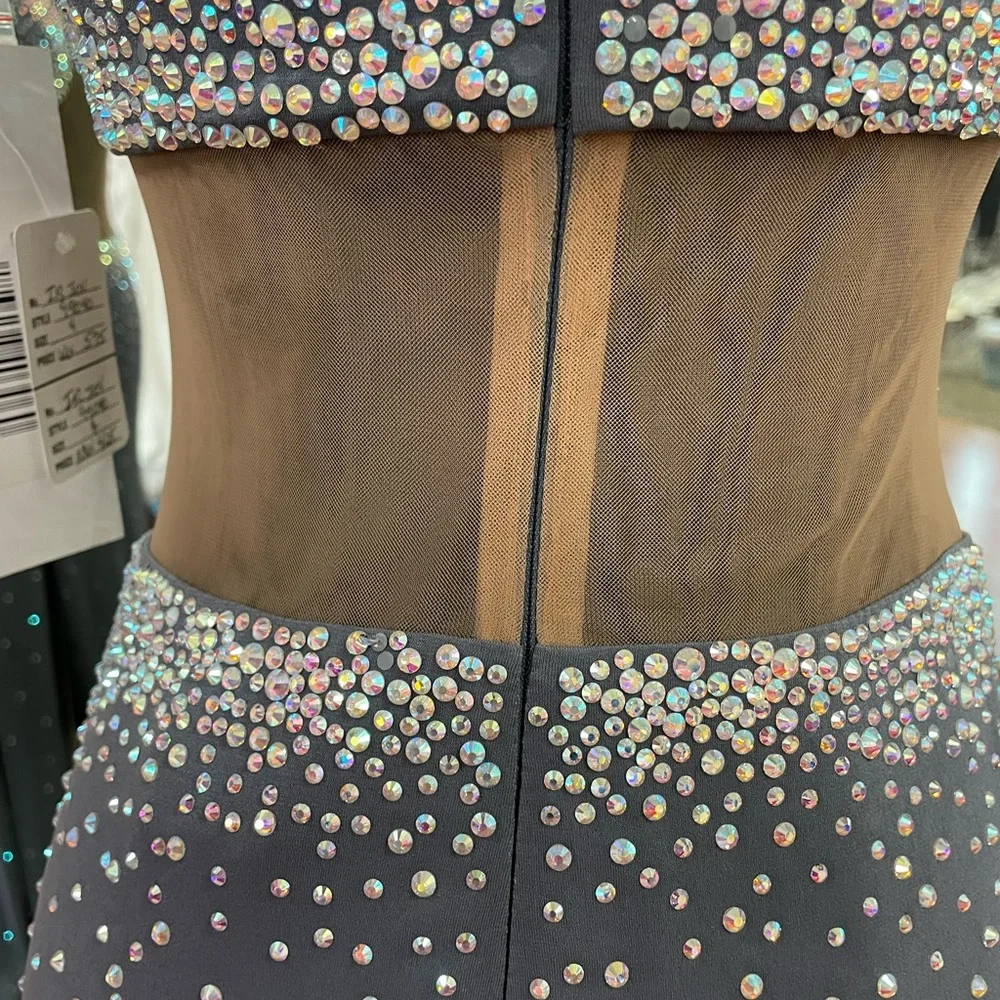 Wow $275 WOW Stunning Formal Gown by JOVANI Grey Size 6 LAST REDUCTION NEED SALE - Picture 8 of 14